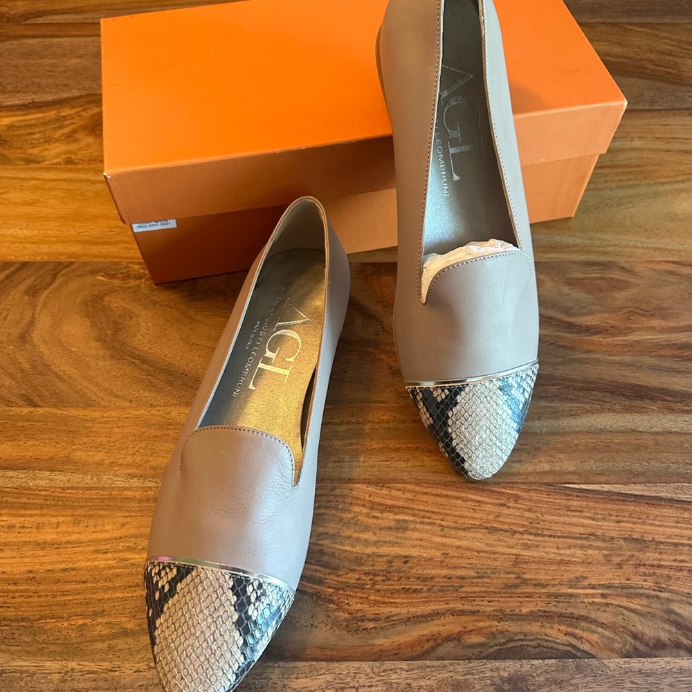 Attilio Giusti Leombruni AGL Cap Toe Loafer in Marble Taupe